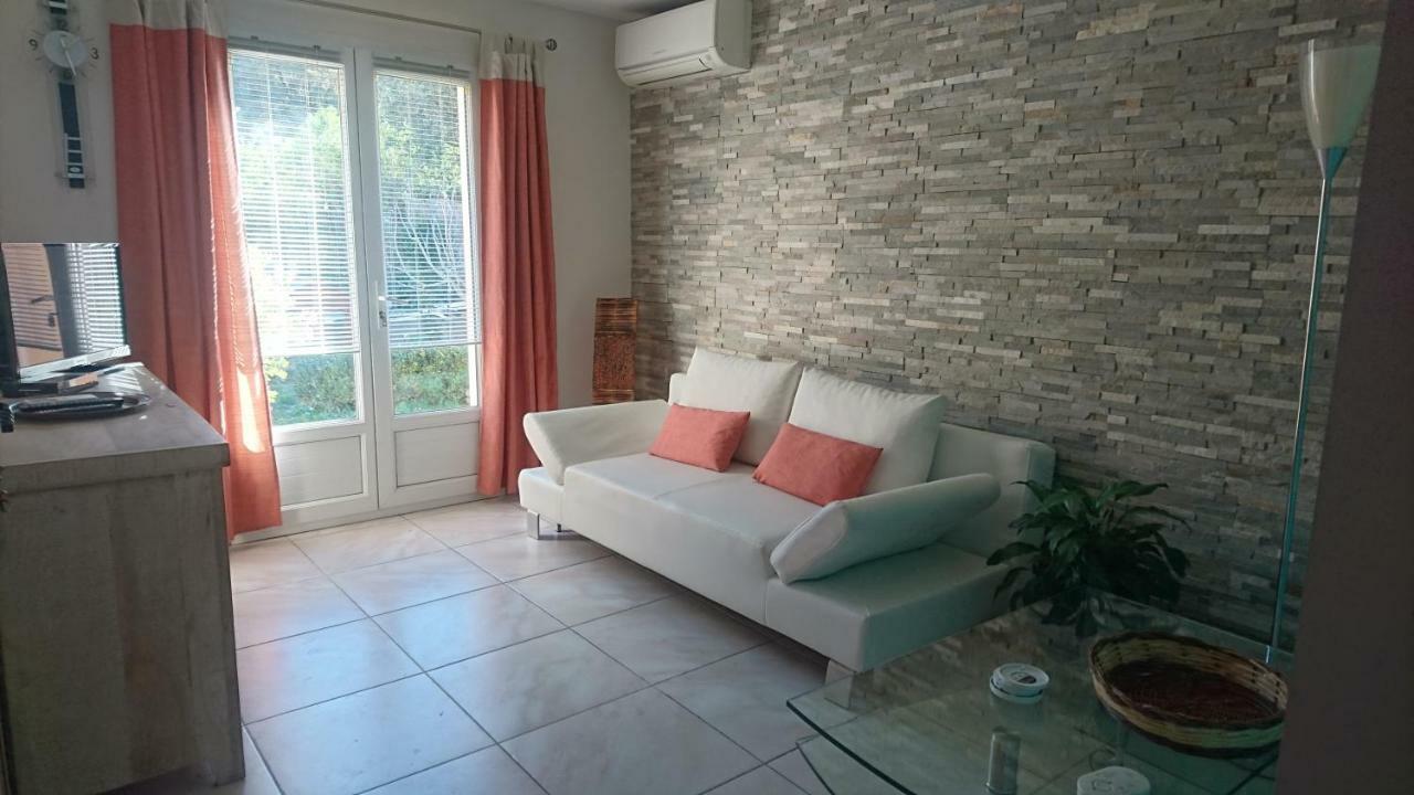 Joli Villa Marcel Classee 3 Etoiles Calenzana Ngoại thất bức ảnh
